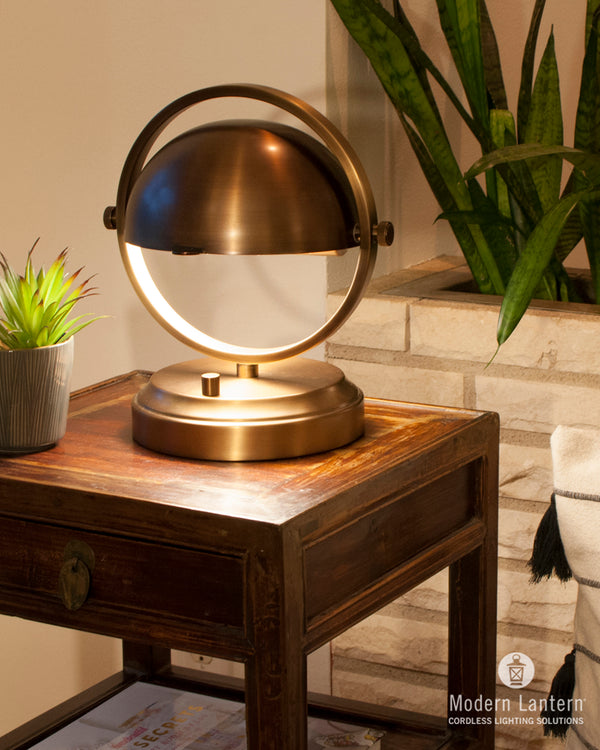 https://www.modernlantern.com/cdn/shop/products/abbey-brass-sidetable-WM_600x.jpg?v=1590160831